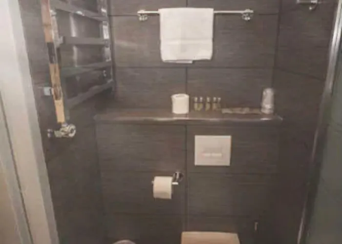 Kalliste Hotel 3*